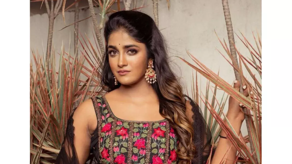 Dimple Hayathi: Dimple Hayati's new case… Arrested in Kasapat?