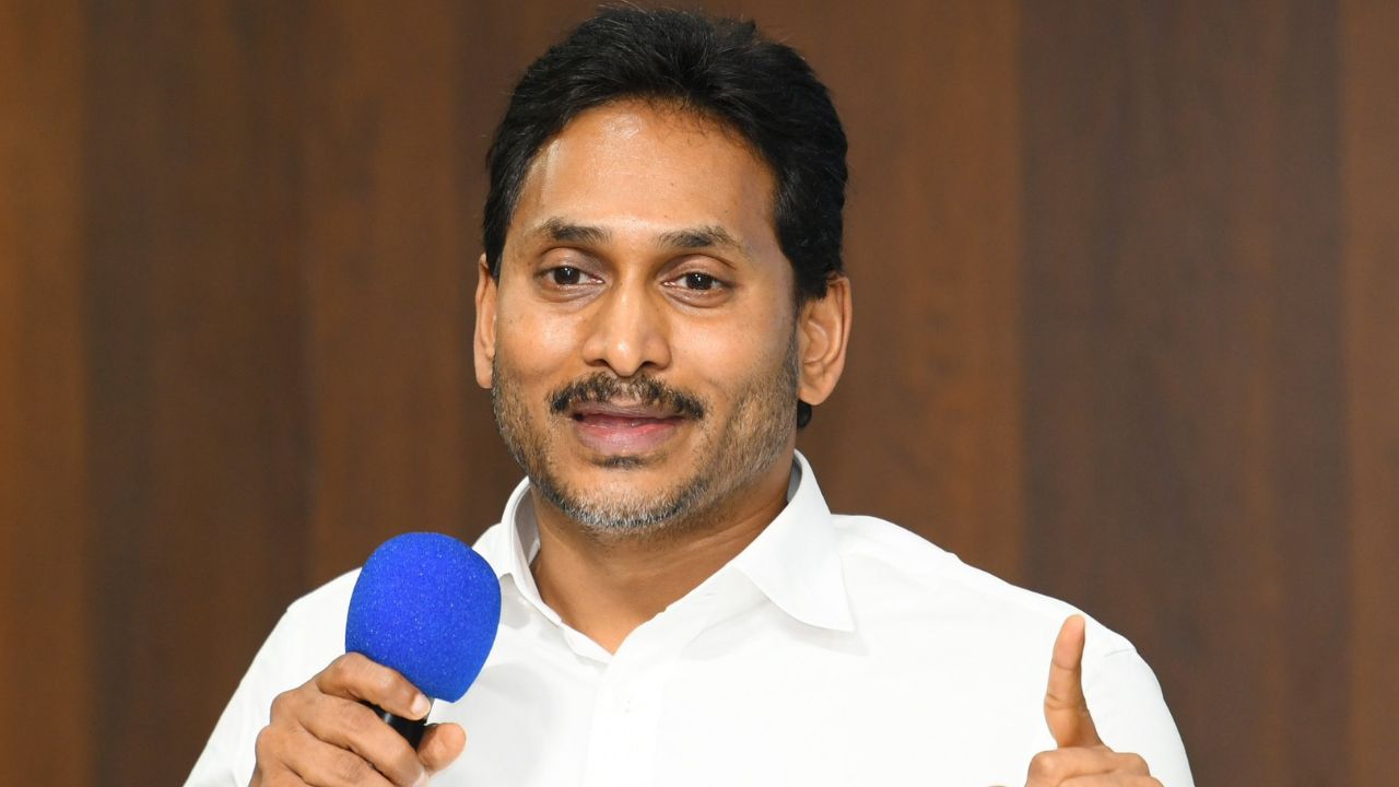YS Jagan: YS Jagan's three-day visit to Kadapa district is over